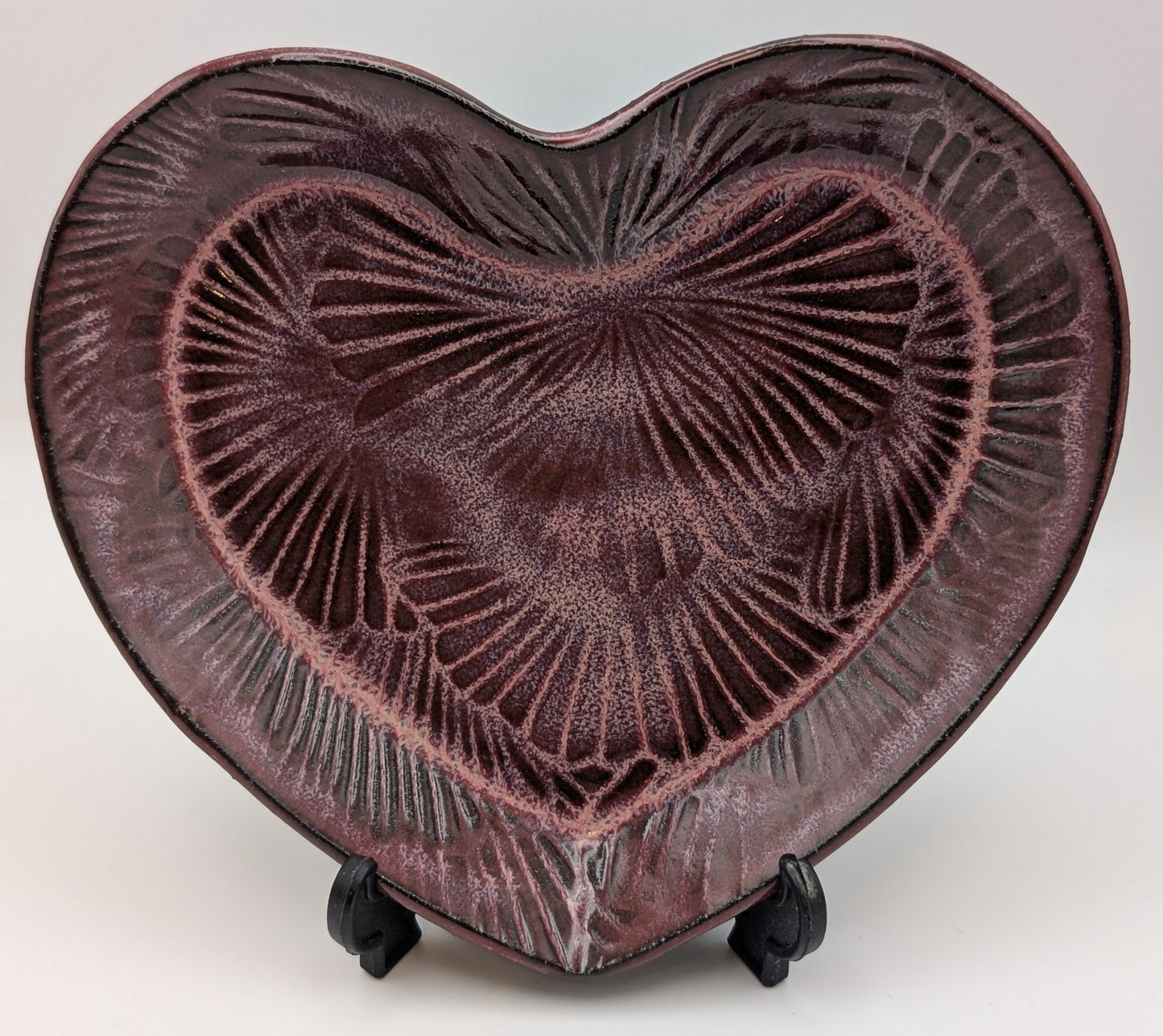 Medium flower print heart dish - Sangria