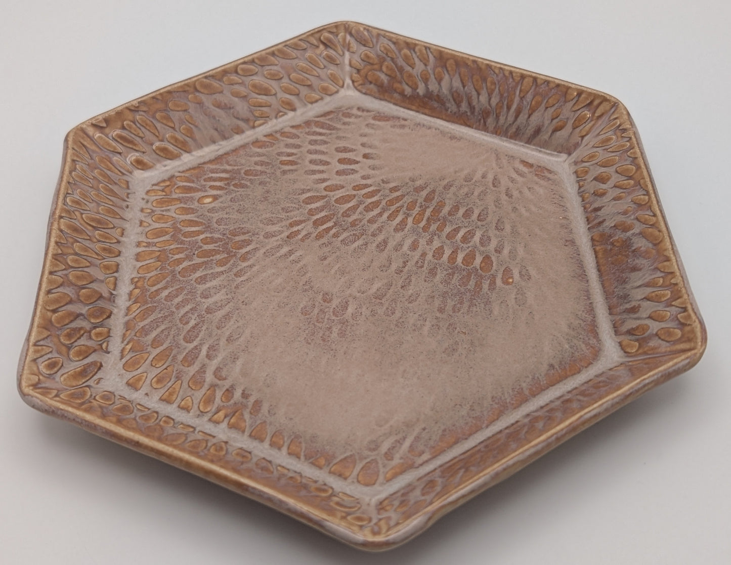 Medium Droplet Hexagonal Dish