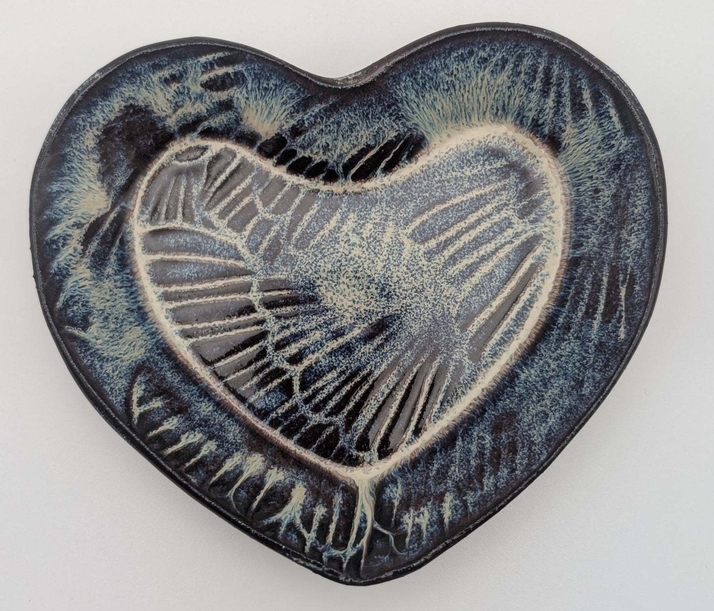 Small flower print heart dish - Kimchi