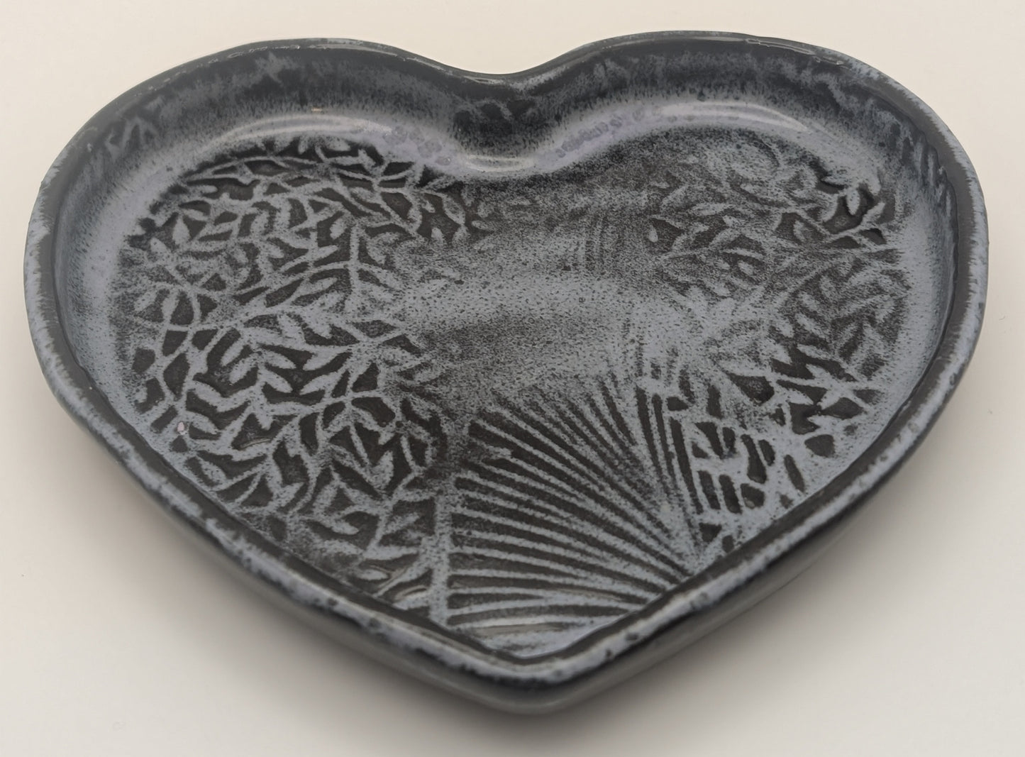 Small leaf print heart dish - ii