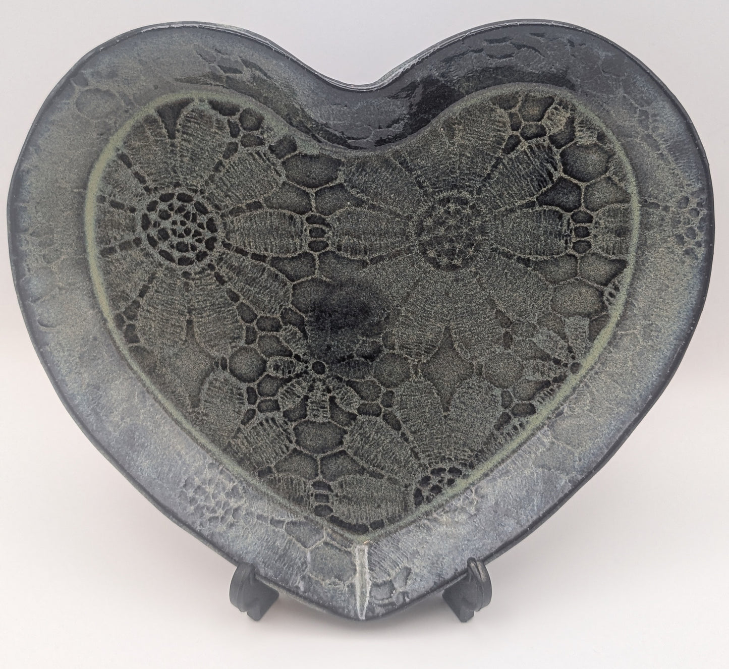 Large flower print heart dish -