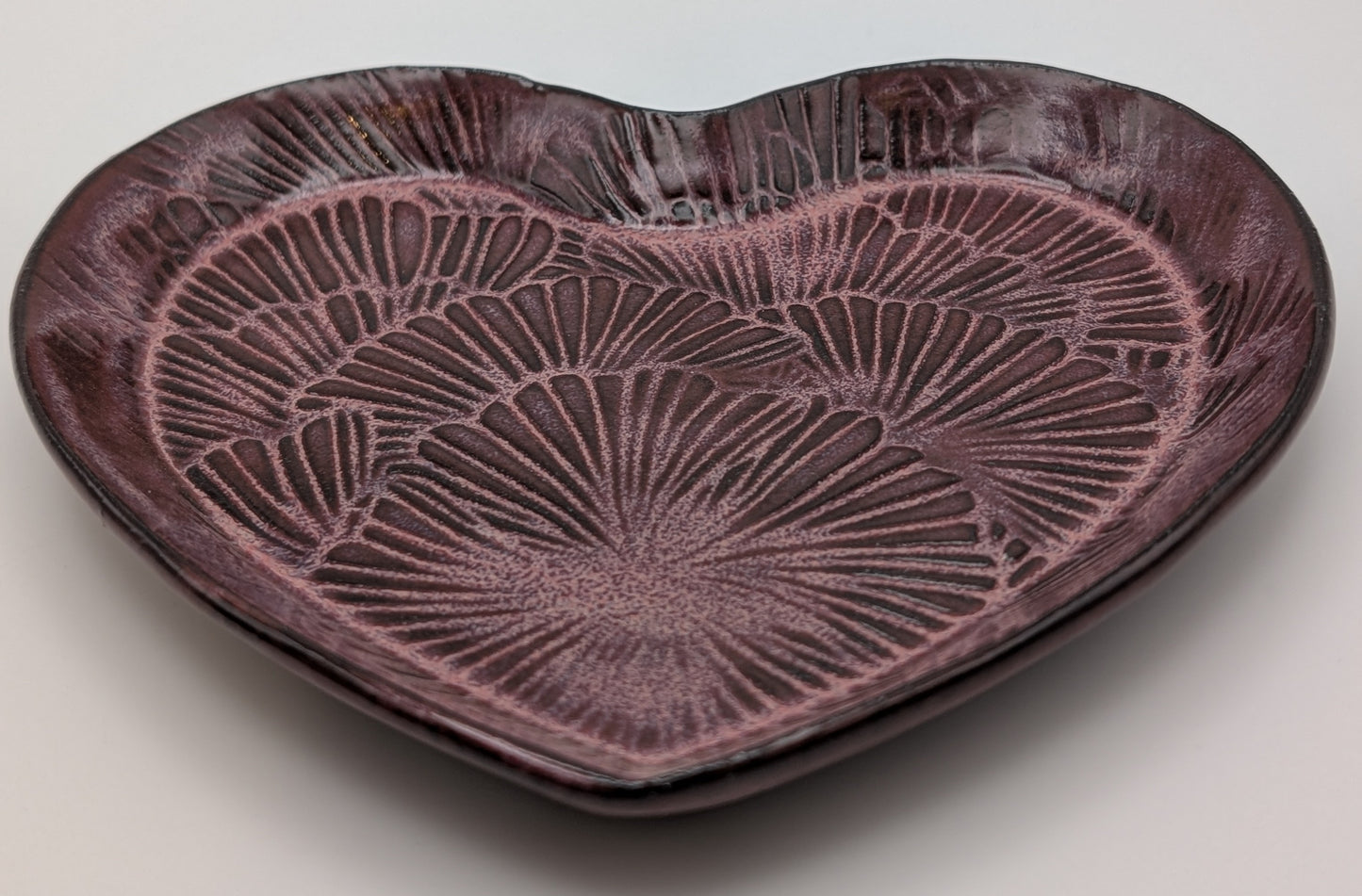 Large flower print heart dish - Sangria