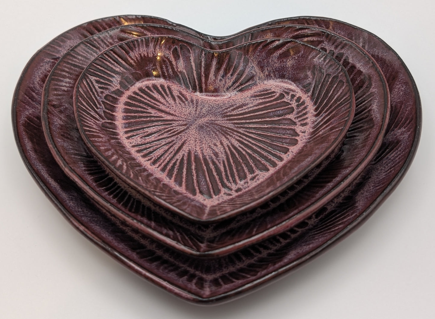 Large flower print heart dish - Sangria