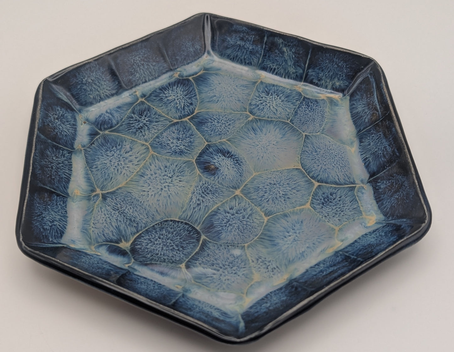 Medium Frozen Pond Hexagonal Dish