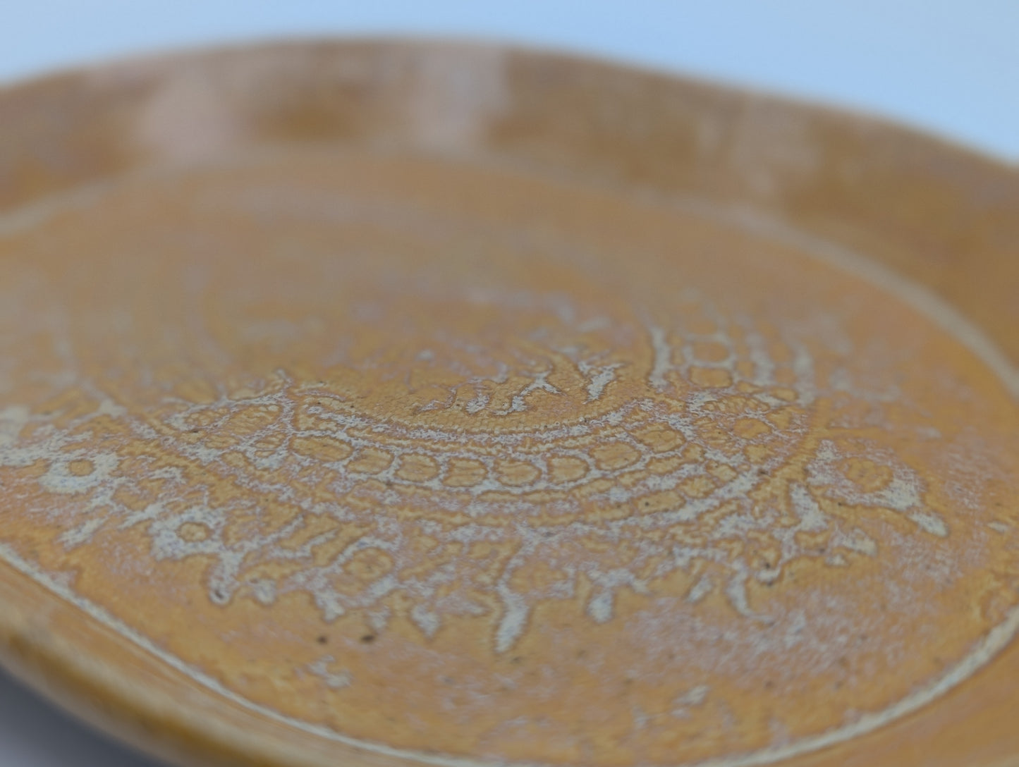 Medium Oval Print Dish Tiger's Eye